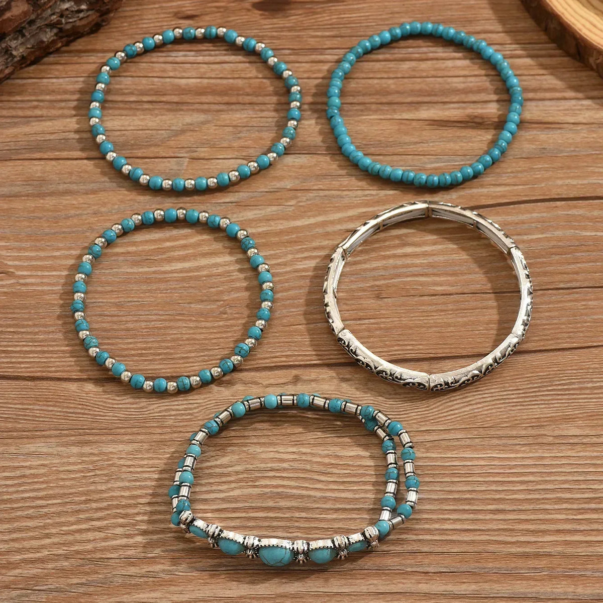 Ensemble de bracelets perles turquoise tressées et bracelet manchette argenté