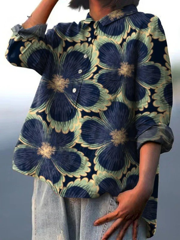 Chemise légère à fleurs bleu marine, vert et beige, col boutonné, manches longues amples
