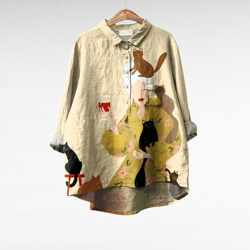 Blouse Ariané en lin beige à manches longues, col boutonné, motifs de chats