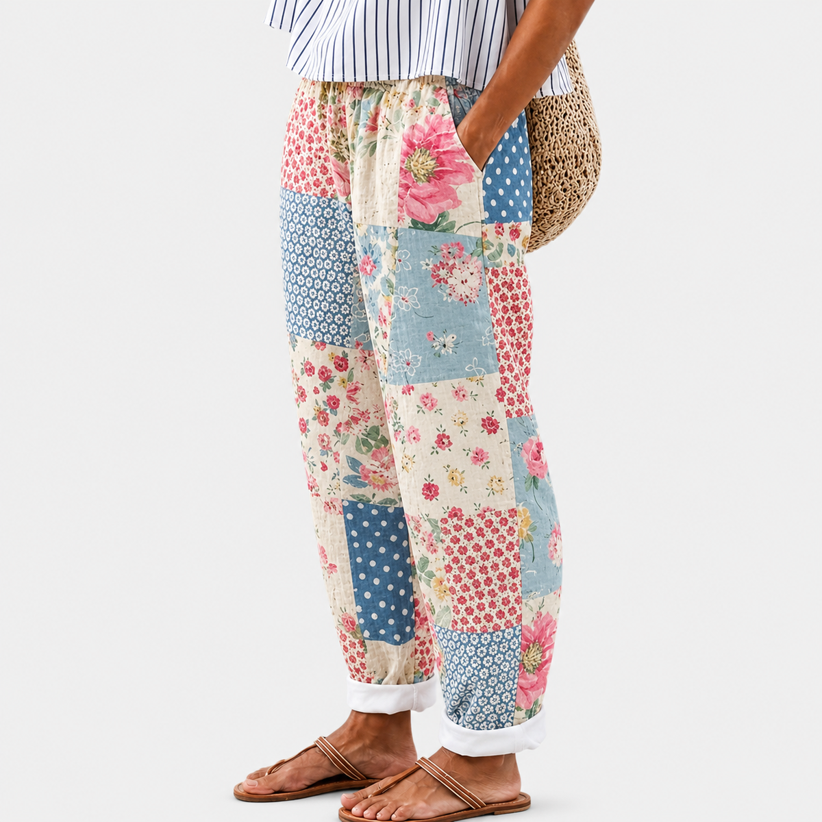 Pantalon patchwork vintage fleuri, jambes droites, empiècements multicolores