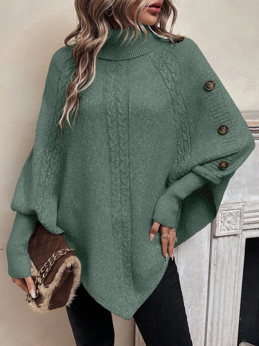 Poncho en maille torsadée vert olive, col montant, manches chauve-souris, boutons