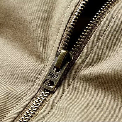 Blouson bomber fermeture éclair avec tirette et marquage sur le zip
