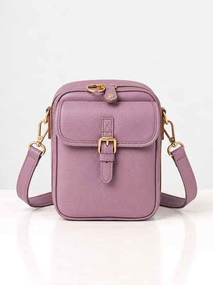 Sac bandoulière mauve en cuir synthétique, rabat avec boucle dorée et sangle réglable