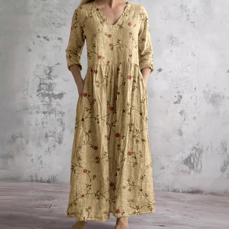 Robe d’été jaune ample longue, encolure V, manches 3/4, fleurs rouges.