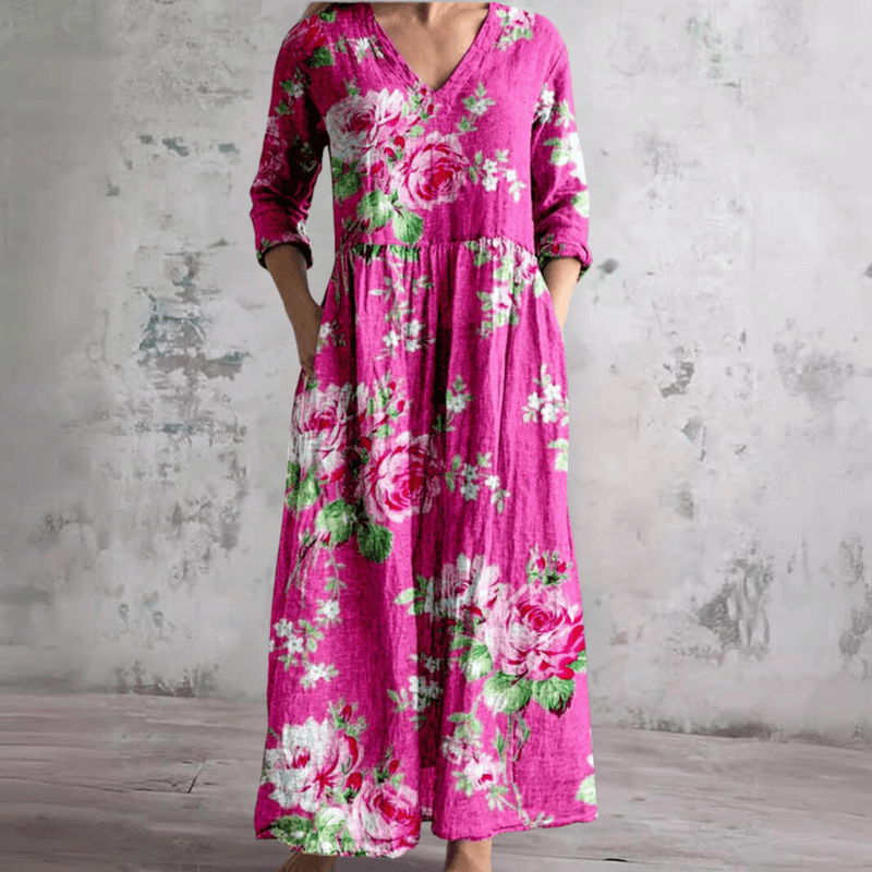 Robe d'été fleurie rose vif à encolure V, manches 3/4, taille froncée