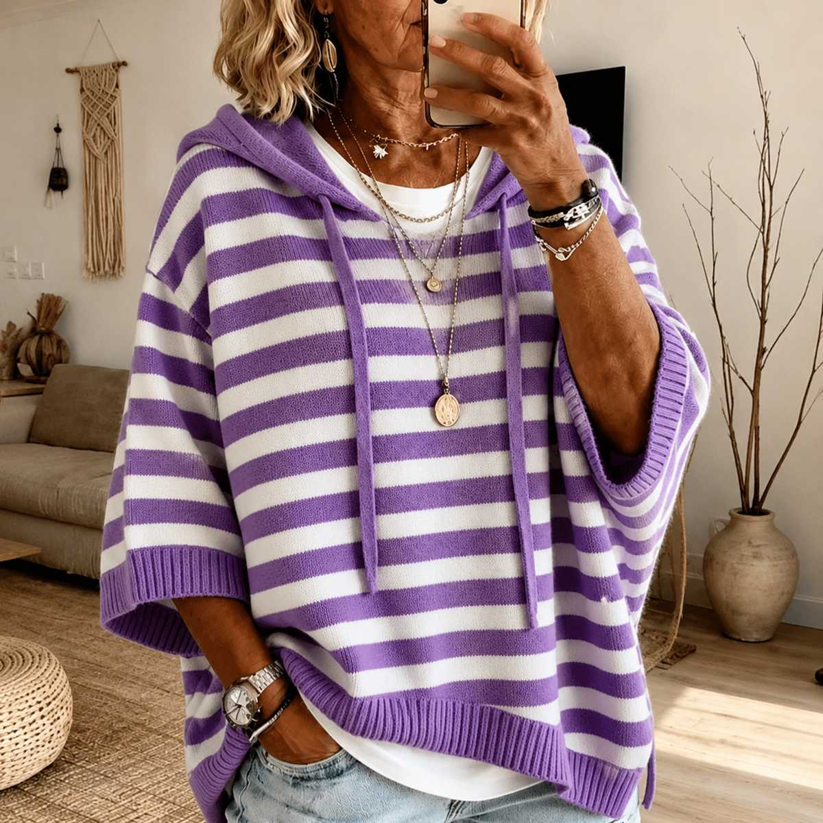 Pull poncho à capuche en maille, rayures violet et blanc, coupe ample