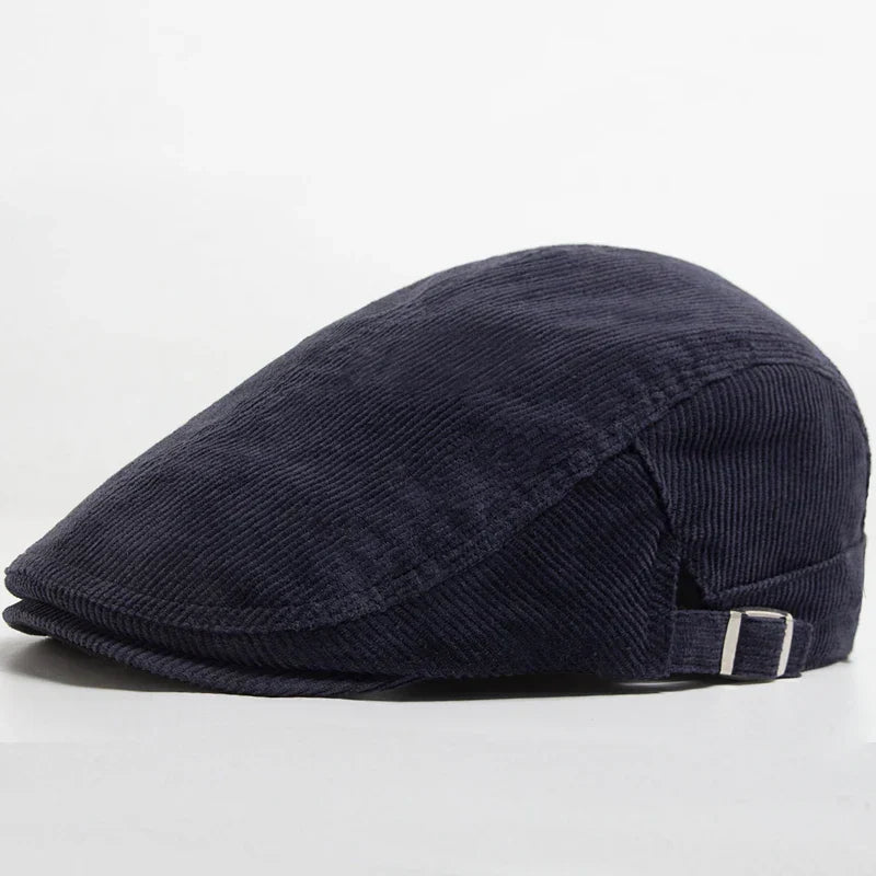 Casquette en velours côtelé bleu marine, sangle à boucle et face avant