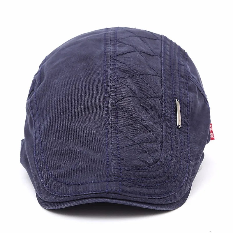 Casquette vintage Bloom™ bleu marine pour animaux, vue de dessus, zip et étiquette rouge