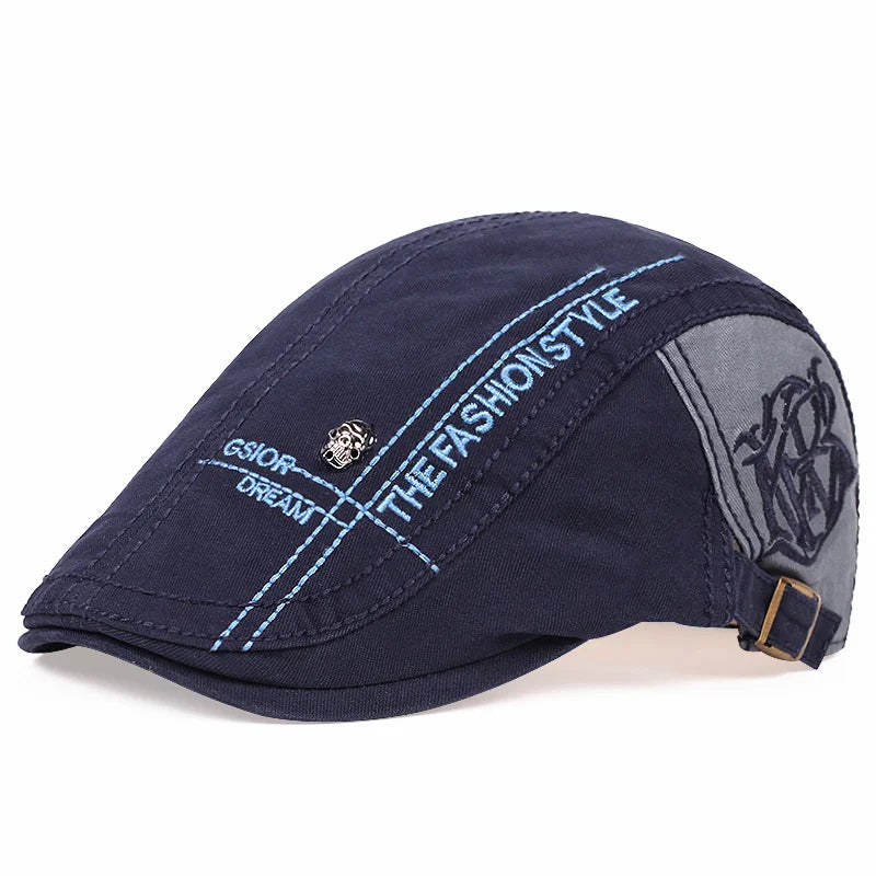 Casquette d’été Bloom™ bleu foncé, devant avec logos et sangle réglable.