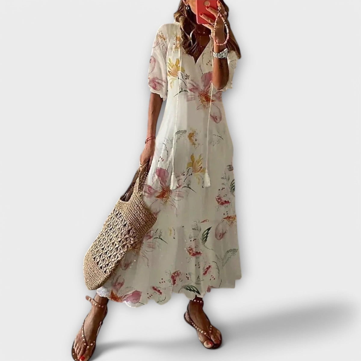 Robe longue ample beige à fleurs, manches courtes et encolure en V
