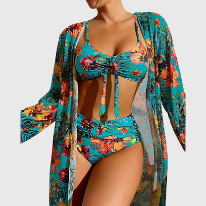 Bikini fleuri avec paréo transparent, haut à nœud central et bas échancré
