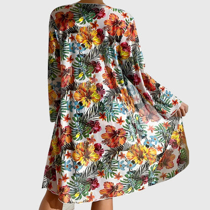 Ensemble bikini avec paréo long fleuri, manches amples et tissu léger