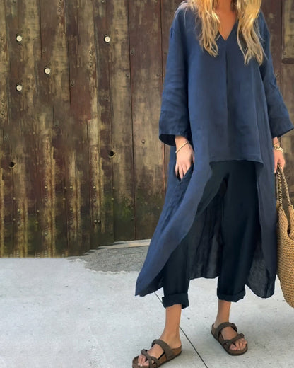 Ensemble tunique ample en bleu marine avec pantalon assorti, style ample et confortable