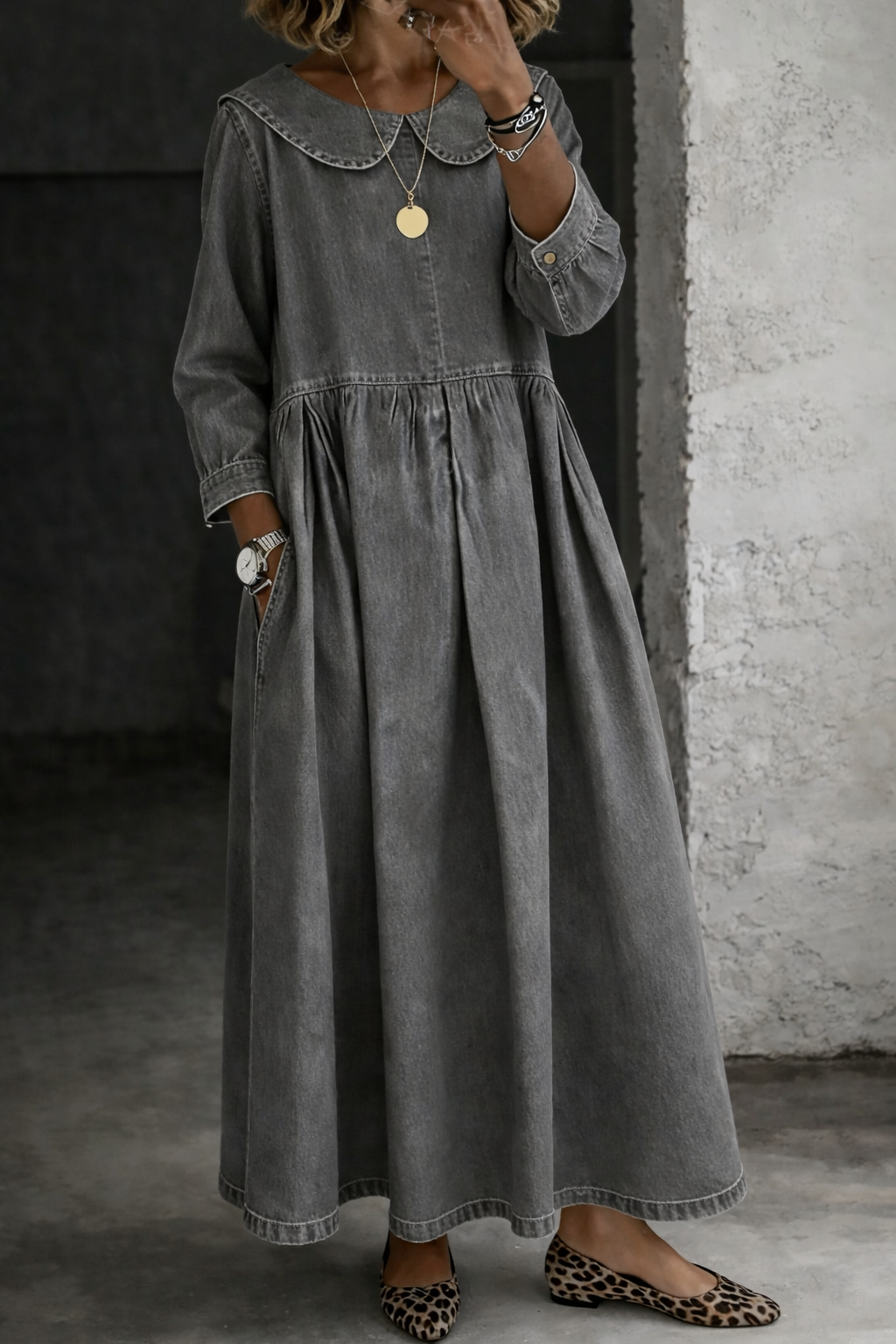 Robe en denim gris à col Peter Pan, manches longues, jupe évasée