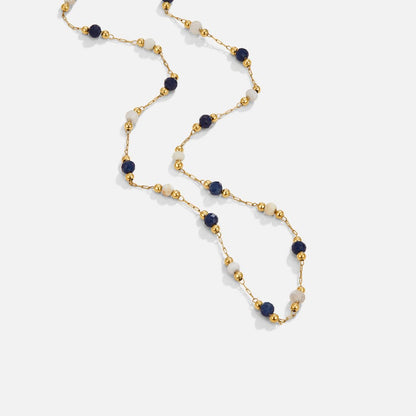 Collier multicouche doré à perles bleu foncé et breloque carrée