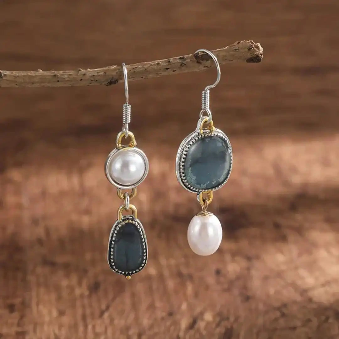 Boucles d'oreilles vintage en perles de pierre bleue