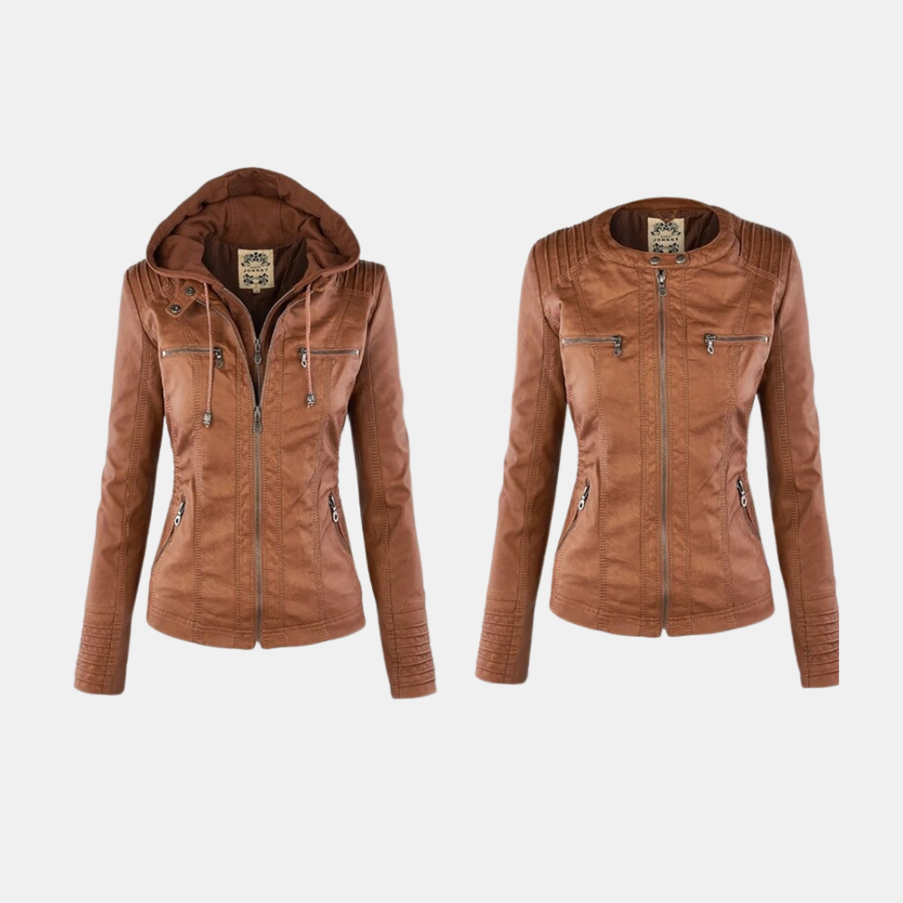 Deux vestes à capuche zippées : brune et caramel clair, poches poitrine et zip central.
