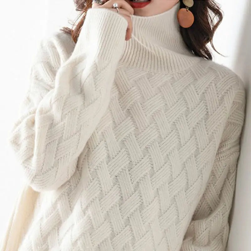 Pull col roulé en maille torsadée, manches longues, beige clair