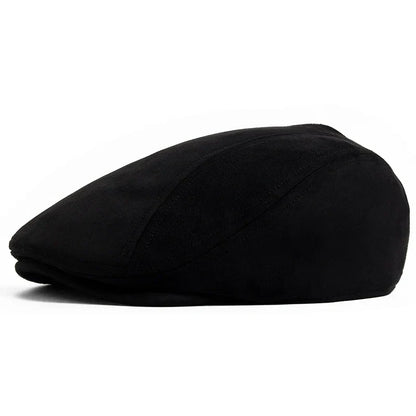 Béret en daim noir, forme classique arrondie