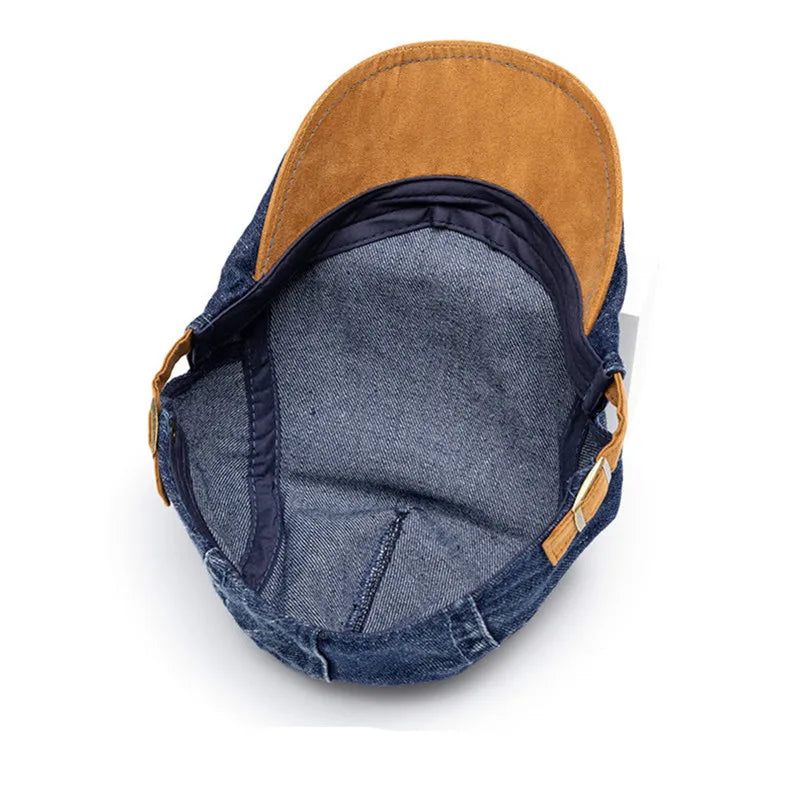 Casquette vintage en jean bleu avec doublure intérieure marron et coutures visibles