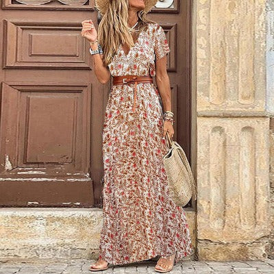 Robe longue bohème blanche à motifs rouges, manches courtes, ceinture à la taille