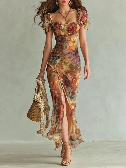 Robe longue imprimée style peinture à l’huile orange, encolure carrée froncée et fente.