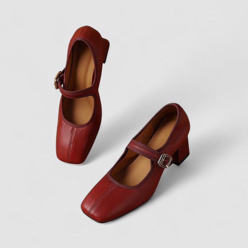 Chaussures à talons bébé Capucine™ rouges, dessus en cuir lisse, bride à boucle
