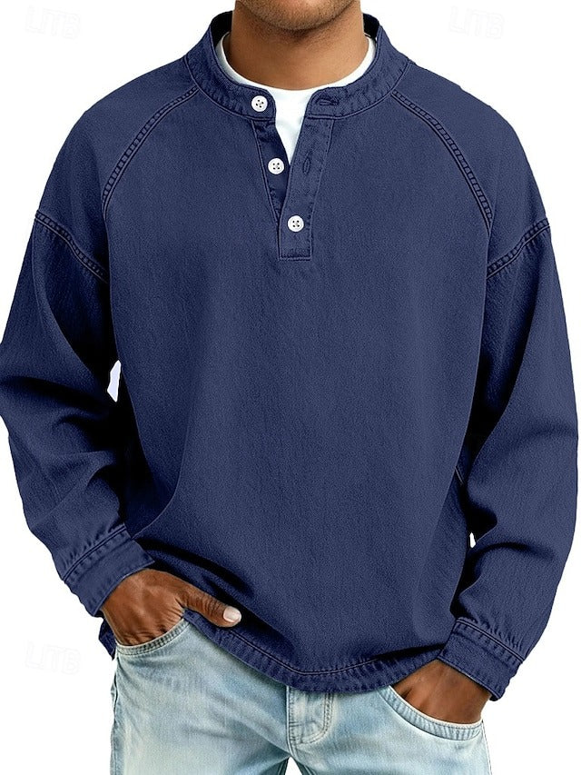 Pull henley manches longues délavé bleu royal, encolure boutonnée, poignets côtelés
