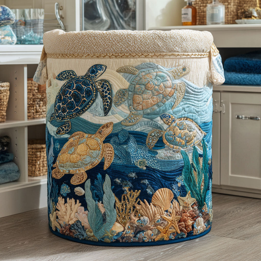 Panier à linge rond bleu à motif coquillages et étoiles de mer, avec housse.