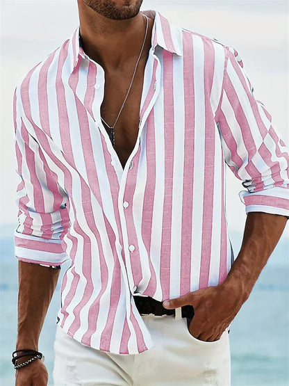 Chemise rayée légère rose et blanc, devant boutonné, manches retroussées