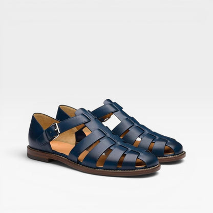 Sandales en cuir bleu à bout fermé, brides croisées et boucles métalliques