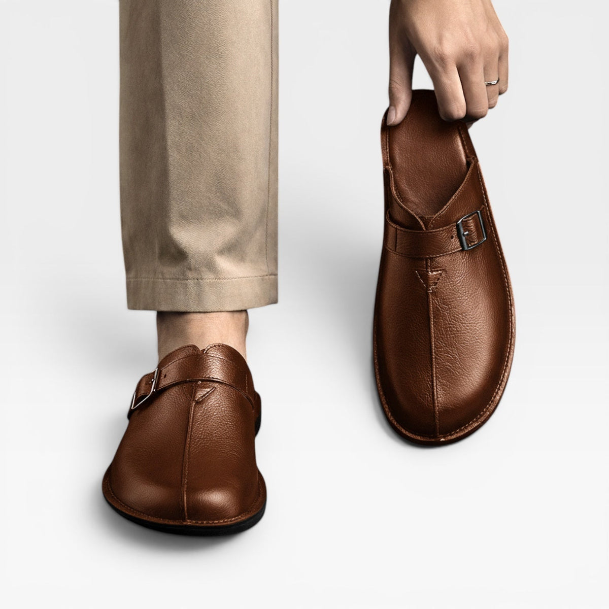 Mules en cuir pour hommes – Sabots d'été à enfiler avec bride à boucle