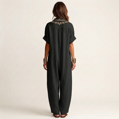 Amarina | Robe maxi en lin avec col en V brodé