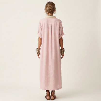 Kamira | Robe Maxi à Manches Courtes avec Col Contrasté et Boutons Frontal
