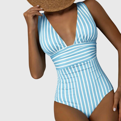 Maillot de bain une pièce bleu clair rayé, décolleté plongeant V, manches courtes
