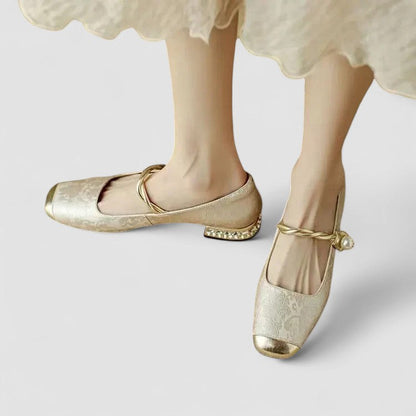 Ballerines bébé Florine™ beiges texturées, bride tressée et semelle dorée à strass
