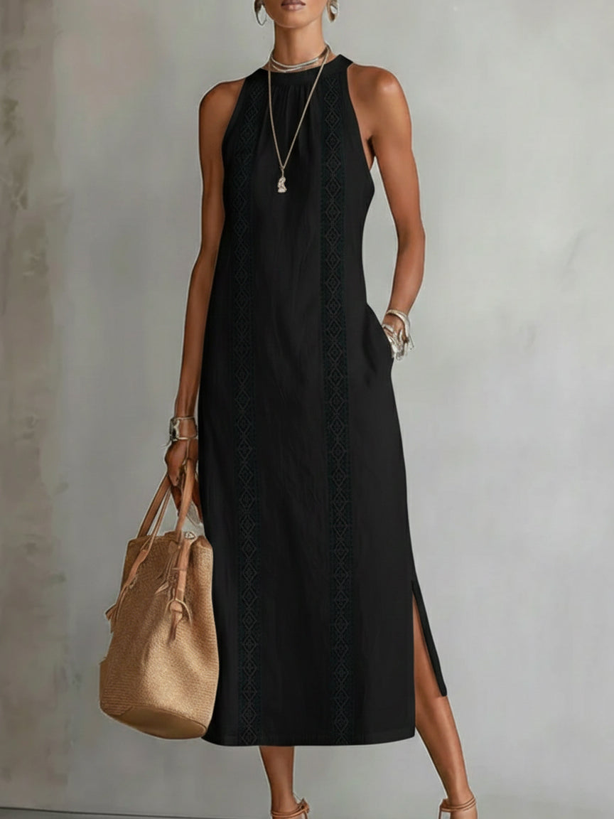 Robe midi en lin noire, sans manches, col Mao, empiècement ajouré vertical, fente.