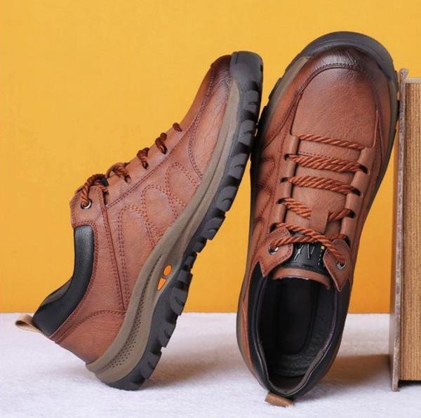 Armand chaussure de marche en cuir marron