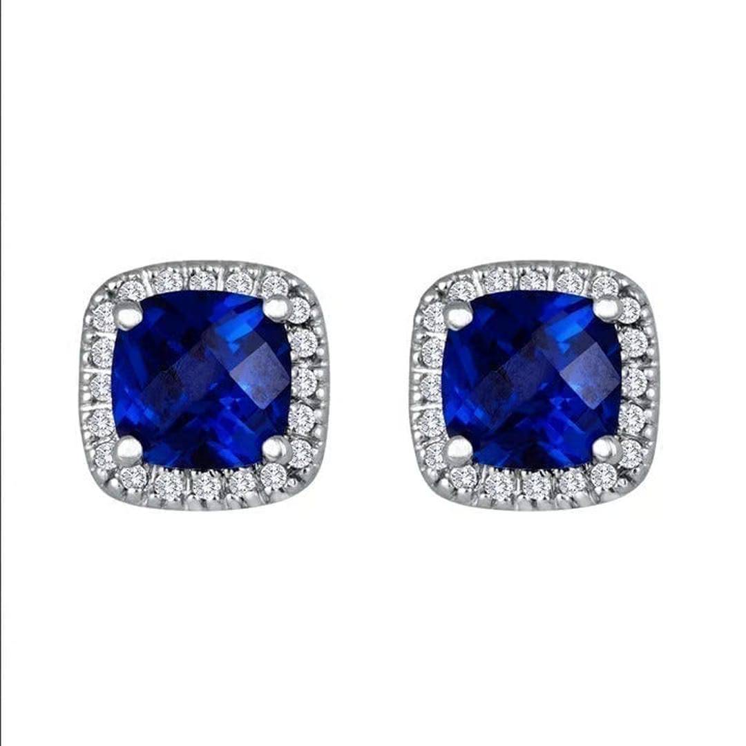 Clous d’oreilles carrés saphir bleu, entourage pavé argenté et pierres aux angles