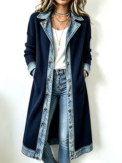Cardigan long effet denim femme bleu marine, col à revers denim et boutons devant.